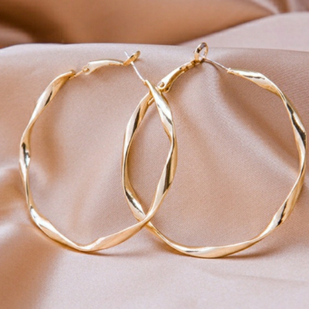 18K Pure Gold plated Twined locked Hoop Earring